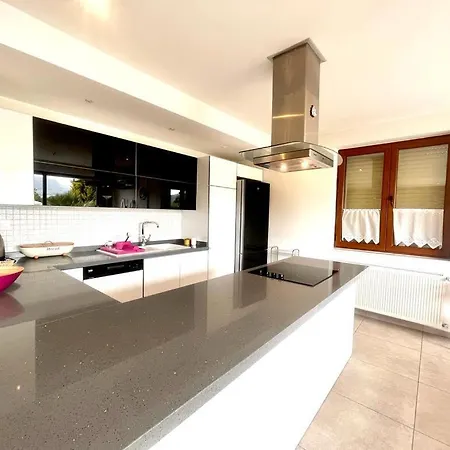 Grapes Villa *